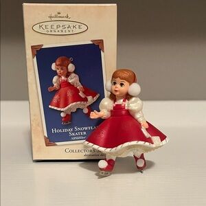 Hallmark Ornament Madame Alexander Series (8th - 2003)